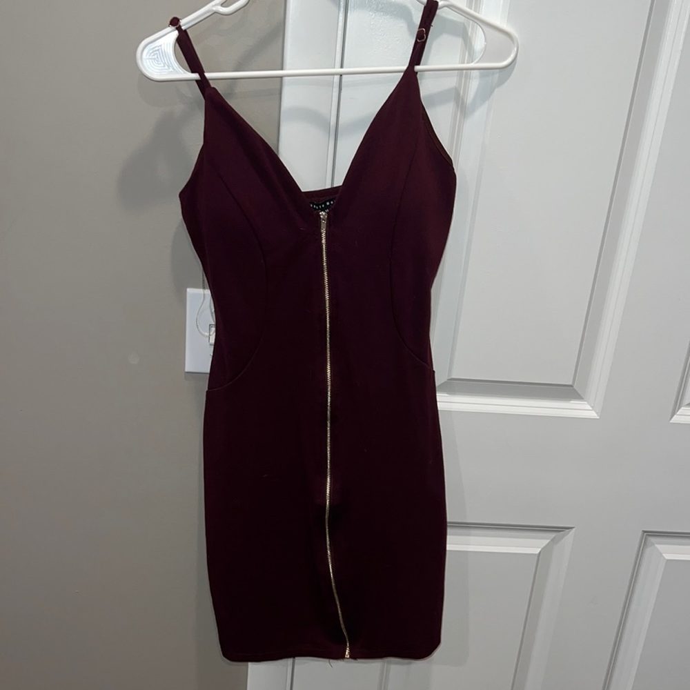 Front zipper dress